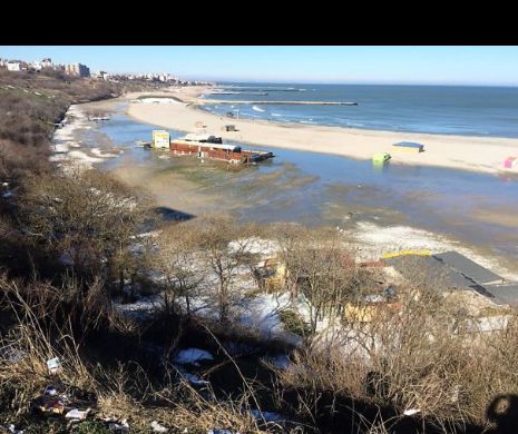 PLAJA Constanței, DISTRUSĂ după codul portocaliu de viscol și ninsori