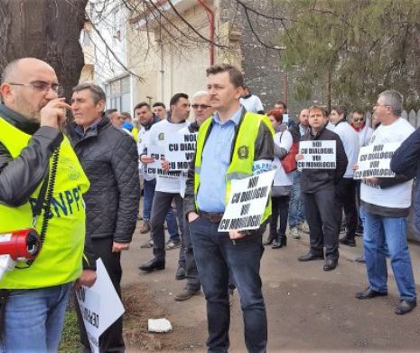 PROTEST al POLIȚIȘTILOR din CONSTANȚA. Cer salarii mărite și transparență decizională