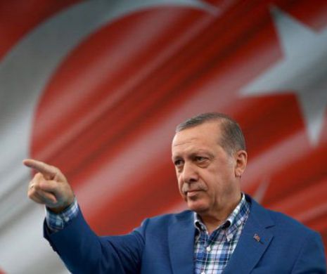RĂZBOIUL lui Erdogan cu PRESA: 25 de ZIARIŞTI după GRATII dintr-un foc!