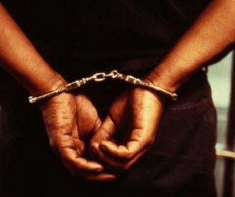 Român arestat în India pentru clonare de carduri