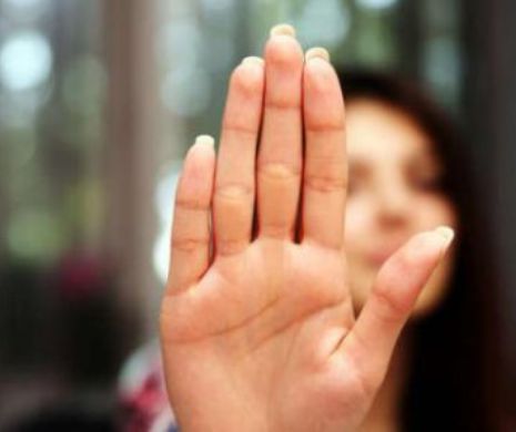 SCANDALUL #METOO se mută în Rusia. ACUZAȚII DE HĂRȚUIRE SEXUALĂ la nivel înalt. NUME GRELE printre cei VIZAȚI. Au apărut PRIMELE REACȚII!