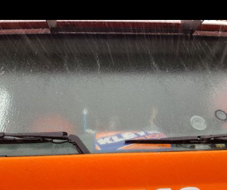 Trafic restricționat pe A2 București-Constanța din cauza fenomenului ploaie înghețată