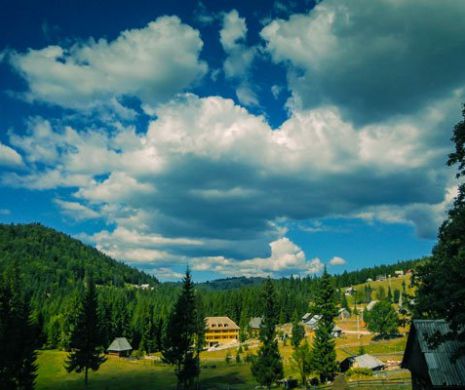 Stațiunea din România, unde devii alt om. Natura oferă un spectacol unic
