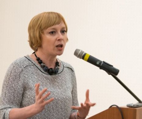 „VÂNĂTOAREA de PLAGIATE”, față în față cu „SISTEMUL”. „Au ÎNCERCAT să mă COMPROMITĂ”. Povestea unui PLAGIATULUI Emiliei Șercan