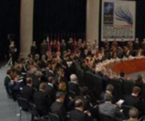 10 ani de la SUMMIT-ul NATO de la BUCUREŞTI. AMINTIRI de NEUITAT