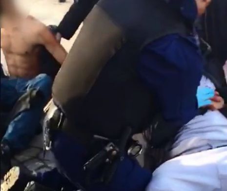 ATAC CRIMINAL înainte de Înviere. Un tânăr a fost ÎNJUNGHIAT PE STRADĂ. Urmează o FILMARE ŞOCANTĂ
