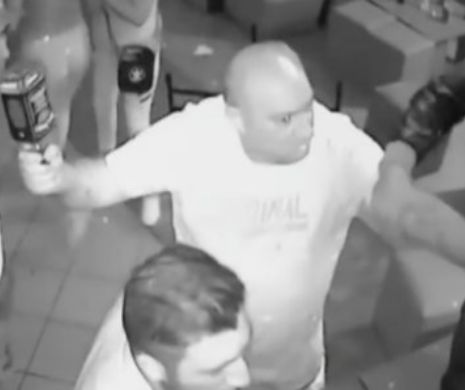 BĂTAIE într-un club deținut de CĂTĂLIN BOTEZATU. Membrii unui CLAN INTERLOP au fost bătuți de oamenii de pază