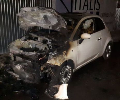 Cazul mașinilor incendiate. Poliția caută mai mulți piromani