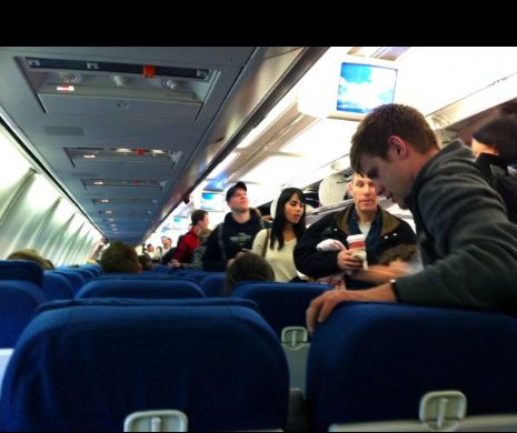 Cele mai aglomerate zile pe aeroporturile din România în preajma sărbătorilor de Paște. Românii, afectați de 662 de zboruri întârziate și anulate