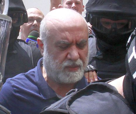 Condamnat la zeci de ani de închisoare, Omar Hayssam cere întreruperea pedepsei