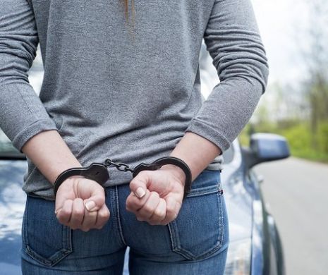 Greșelile le-au luat LIBERTATEA. Mai mulți fugari CELEBRI au fost prinși în urma ERORILOR comise