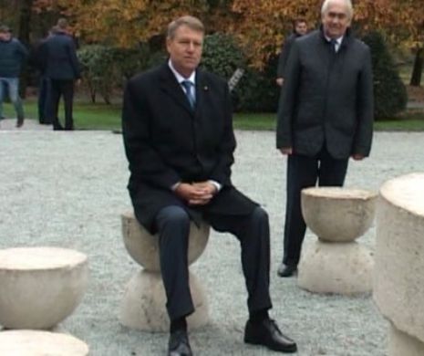 INDOLENȚA lui Iohannis „Sprechen Sie Deutsch” în fața TĂVĂLUGULUI Merkel - Macron