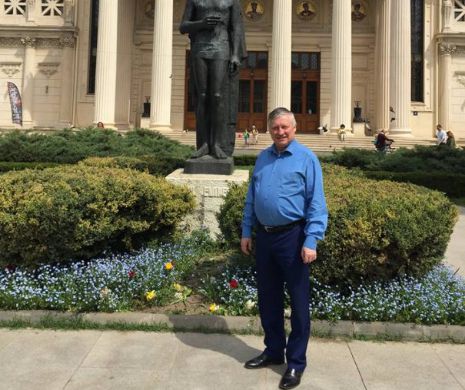 Legenda Anatoli Karpov s-a implicat, la București, în ofensiva șahului românesc