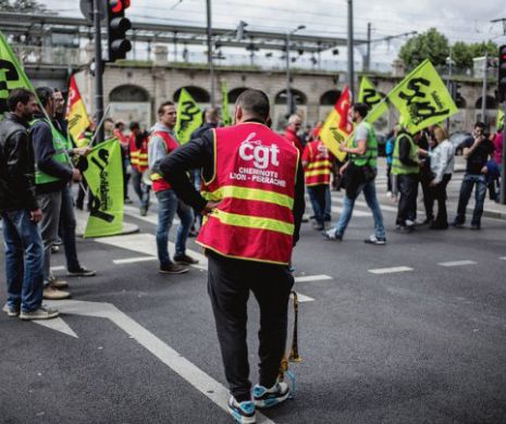 Lovitură pentru Macron. Franța se pregătește pentru trei luni de grevă