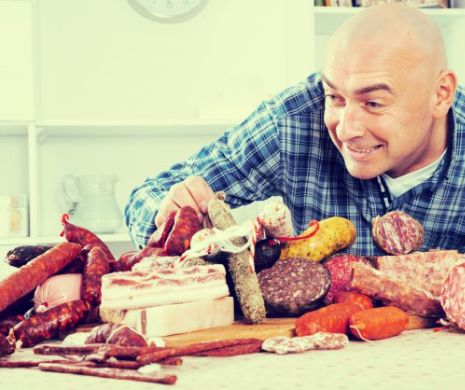 Nutriționiști: „După post, nu dați iama în mâncare”