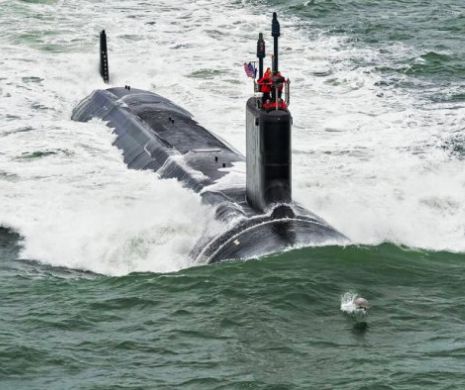 Polemici: Submarin NUCLEAR la Napoli deşi este INTERZISĂ ancorare MIJLOACELOR NUCLEARE în golful napoletan