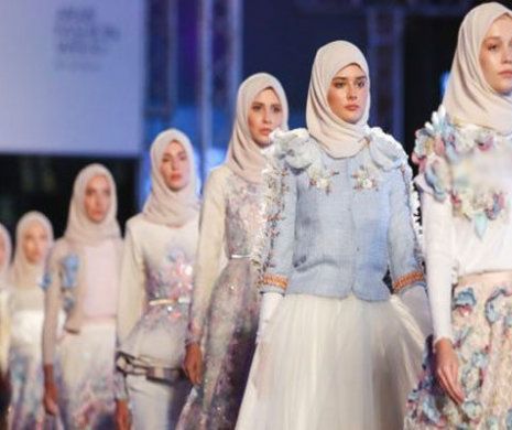 PREMIERĂ. „Fashion Week” în Arabia Saudită