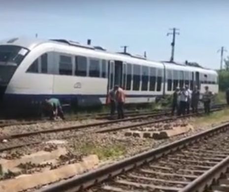 TREN BLOCAT în TRAFIC. Circulația feroviară este OPRITĂ