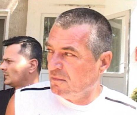 Ucigașul care și-a măcelărit iubita cu un ciob de sticlă a cerut reducerea pedepsei că nu i-a aruncat urechea în WC