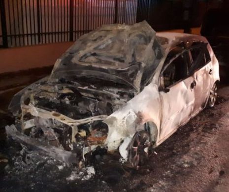 UNDE a mai lovit PIROMANUL din CAPITALĂ care a INCENDIAT opt mașini în sectorul 1
