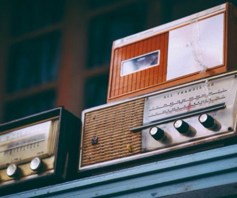 Unul dintre cei mai IUBIȚI prezentatori TV revine la Radio. Decizia luată după un AN de PAUZĂ