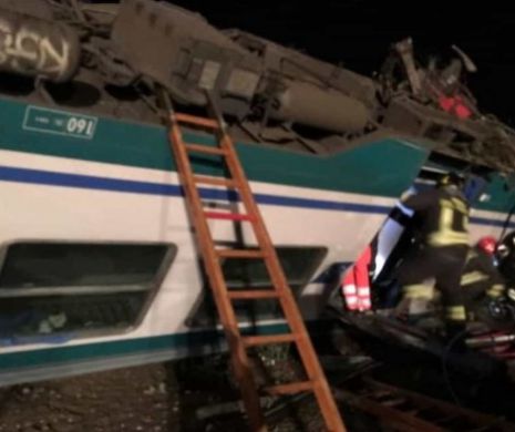 ACCIDENT FEROVIAR extrem de GRAV. Cel puțin DOUĂ PERSOANE AU MURIT
