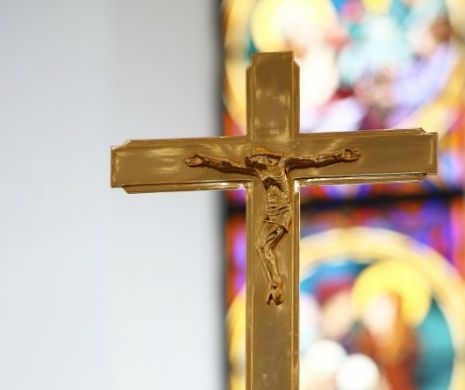 Ahmed a AMENINŢAT că ARUNCĂ în AER o Catedrală, pentru că nu se citeşte CORANUL