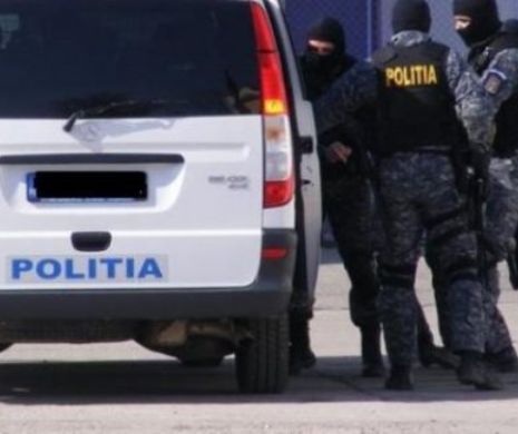 ALERTĂ. Vastă reţea de trafic de migranţi, nimicită la Timişoara. Cum acţionau membrii reţelei