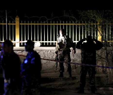 ATAC CU BOMBĂ la un LĂCAȘ DE CULT. VIOLENȚĂ EXTREMĂ înainte de alagerile CRUCIALE din Afghanistan