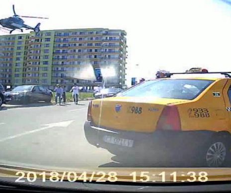 Autoritatea Aeronautică Română: Aterizarea elicopterului în fața clubului din Mamaia, ilegală. Pilotul, anchetat