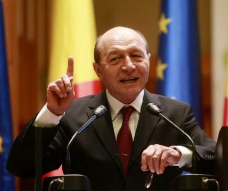 Băsescu DEZVĂLUIE chichița din decizia CCR! Cum poate SCĂPA Kovesi de REVOCARE