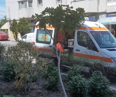 COPIL de 5 ani LOVIT de o AMBULANȚĂ la Constanța