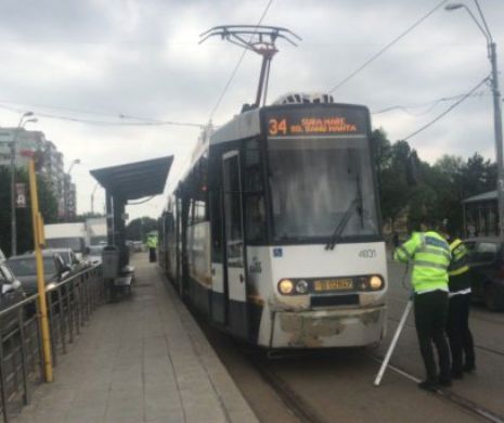 Femeie cu picioarele secţionate de tramvai. ALERTĂ în Capitală! Informați