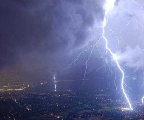 Fenomene METEO UNICE în ISTORIE. Ce s-a întâmplat în cursul nopții de sămbătă spre duminică