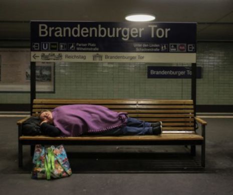 În timp ce Germania cheltuiește 93 de miliarde de euro pentru IMIGRANŢI, pensionarii germani sunt din ce în ce mai SĂRACI