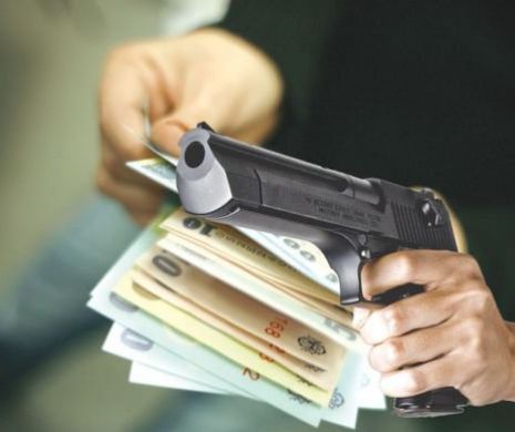 JAF cu AMENINȚĂRI la o BANCĂ din Maramureș. HOȚII sunt încă în LIBERTATE!