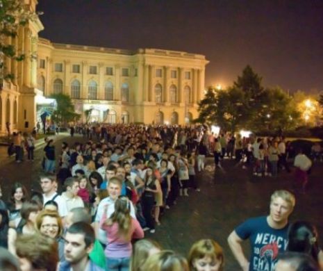 Noaptea MUZEELOR. RATB prelungeşte programul pentru o linie de noapte