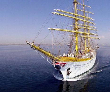 Ofițerul care a parcurs distanțe record, cu bricul Mircea, a predat comanda navei. Velierul a împlinit 79 de ani