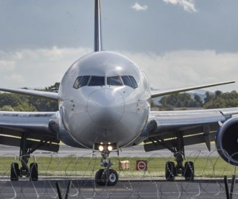PANICĂ într-un avion de pasageri! Aeronava, cu 134 de persoane la bord, a aterizat de URGENȚĂ în Germania