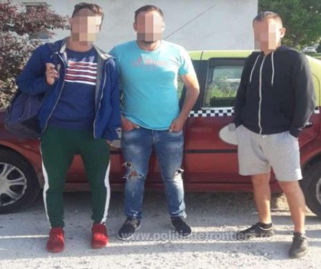 Patru kosovari au fost opriţi la frontieră
