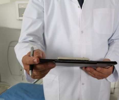 Prima reacție a medicului acuzat de viol. „O asemenea acuzație calomnioasă și defăimătoare, de o gravitate halucinantă”