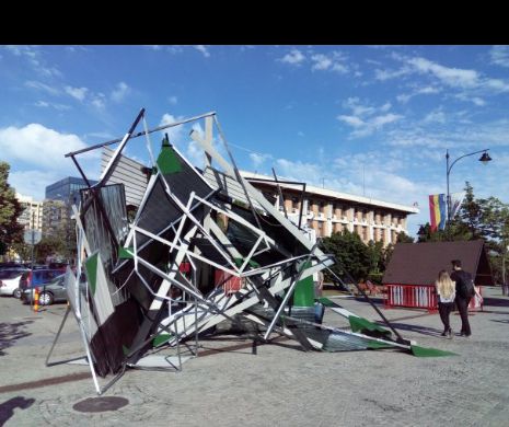 Sumă COLOSALĂ plătită de autorități pe un MONUMENT stradal. Cât a costat „Instalaţia de artă“ controversată de pe Ștefan cel Mare