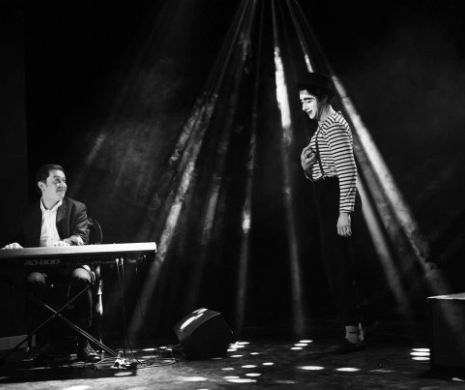 The Fly - un SPECTACOL unic de PIAN și PANTOMIMĂ