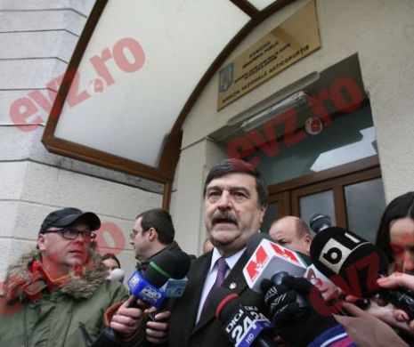 Toni Greblă face DEZVĂLUIRI EXPLOZIVE despre momentul arestării. „Mi-au pus peste cătuşe o pungă de plastic de la chioşcul cu apă minerală”