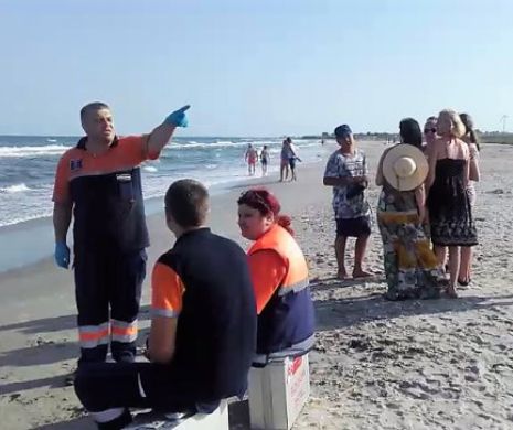 ALERTĂ pe PLAJA CORBU. COPIL DISPĂRUT ÎN MARE
