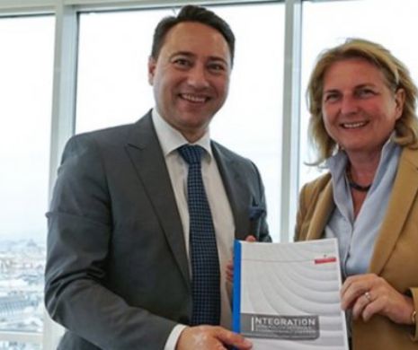 Austria are un MESAJ pentru MIGRANŢI: „Vă ADAPTAŢI la valorile noastre creştine sau... ”