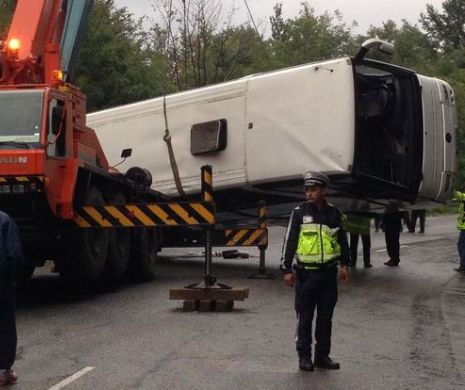 AUTOCAR românesc implicat într-un ACCIDENT în BULGARIA. Mai multe persoane au fost RĂNITE