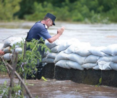Cod Portocaliu de vreme rea în Banat: vor fi vijelii, ploi torențiale și grindină, 2 zile
