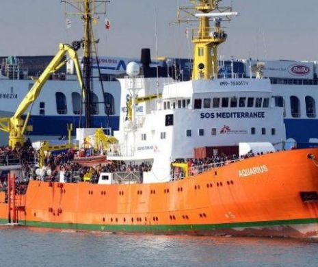 Efectul guvernului NAȚIONALIST: Italia IZGONEȘTE navele cu IMIGRANȚI
