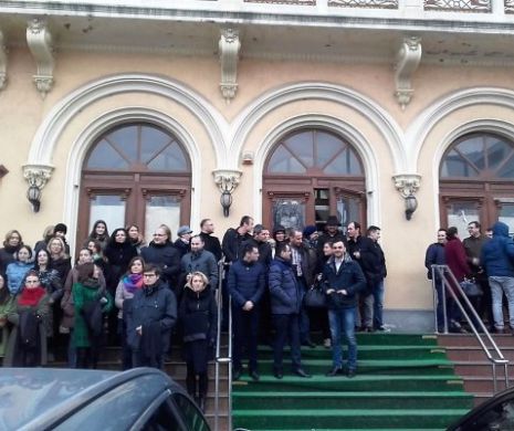 Gest UNIC făcut de MAGISTRAȚI după declarațiile lui Dragnea. Anunțul făcut de Cristina Tarcea